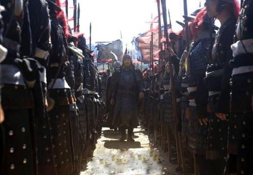 吴三桂称帝为什么没有龙袍而是穿了戏服？5个半月后身死国灭
