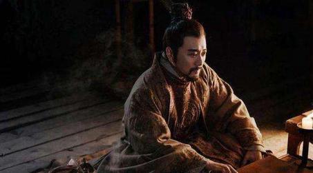 他手握十万重兵，李世民都拿他没办法！最后是被谁灭的？