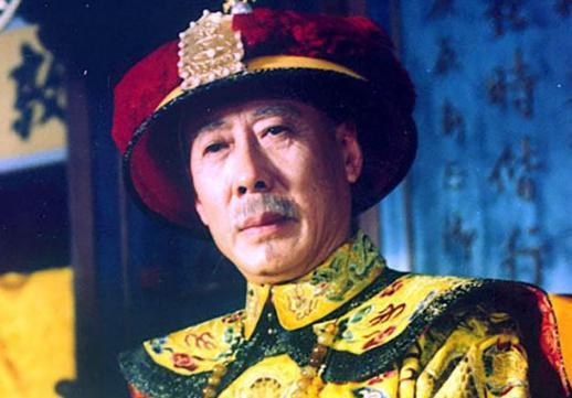 康熙见儿媳时说了一句“有福之人”！果然她成了最有福气的皇后！