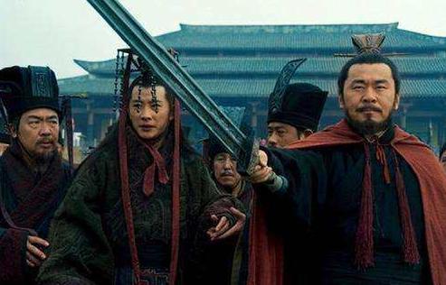 曹操为什么会变成奸雄？曹操到底偷了什么东西？