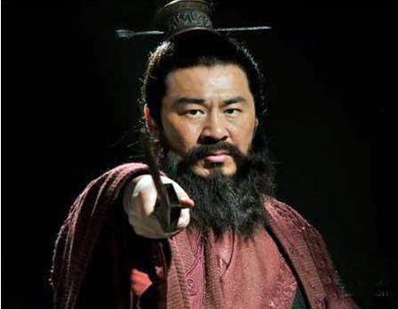 曹操为什么会变成奸雄？曹操到底偷了什么东西？