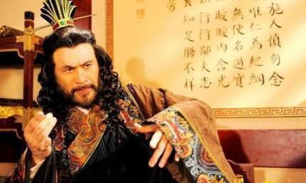 安禄山是个怎么样的人？为什么他选择了在“盛世”时期起兵造反？
