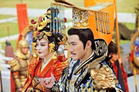 武则天在称帝的路上牺牲了哪些东西？亲生儿子都可以当作弃子！