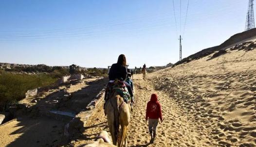 努比亚人有着怎样的生活习惯？为什么他们要将房子涂成蓝色