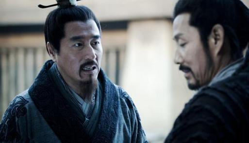 刘邦为什么能打败项羽一统天下？毛主席用8个字概括了他最大的优点！