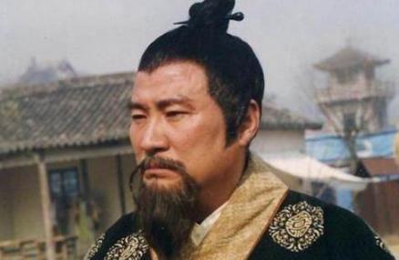 关羽为何手中总是拿着一本书?关羽拿的是什么书? 关羽为何手中总是拿着一本书?关羽拿的是什么书?