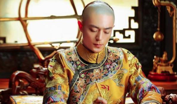 乾隆禅位让给嘉庆背后的真相是什么?乾隆为何甘愿做太上皇? 乾隆禅位让给<a href=https://www.lishiji.cn/lishi/395/ target=_blank class=infotextkey>嘉庆</a>背后的<a href=https://www.lishiji.cn/lishi/12316/ target=_blank class=infotextkey>真相</a>是什么?乾隆为何甘愿做<a href=https://www.lishiji.cn/lishi/5818/ target=_blank class=infotextkey>太上皇</a>?
