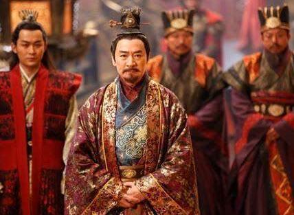 李密拥兵三十万为何不去长安 而是去和王世充死磕到底呢