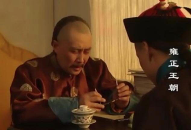 雍正皇位为何没给长子弘时而是给了弘历？