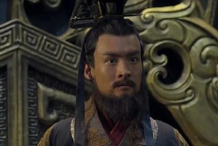 吕不韦对秦始皇随便说教，为什么他什么事都没有？