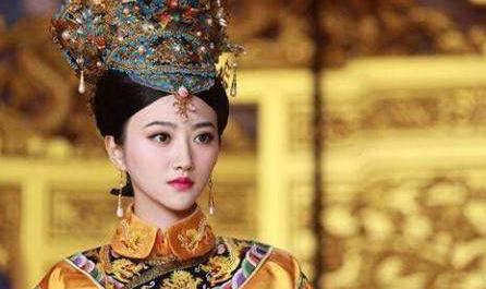 她是康熙最后一任皇后 临死前的一天才被封为皇后 她是康熙最后一任皇后 临死前的一天才被封为皇后
