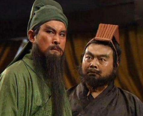 孙策有什么过人之处,让袁术对他忌惮万分! 孙策有什么过人之处,让袁术对他忌惮万分!