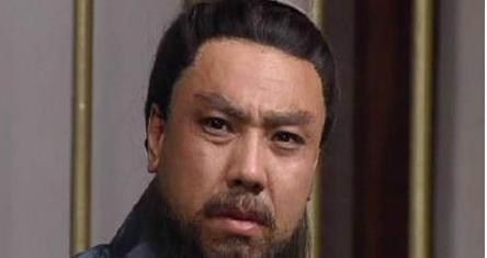 诸葛亮跟刘备关系怎么样？诸葛亮和法正相比刘备更喜欢谁？
