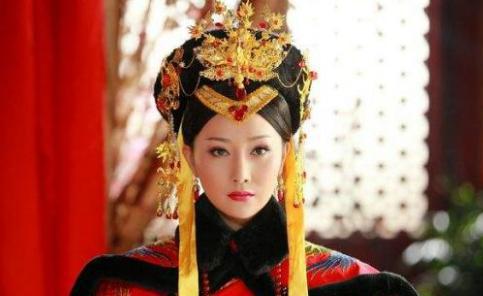 婉容：作为中国末代的皇后，她的一生为什么差距那么大？
