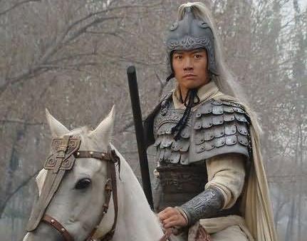 赵云和马超相比 他们到底谁更加厉害一点 赵云和马超相比 他们到底谁更加厉害一点