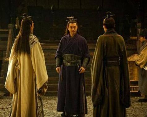 孙策死后,周瑜为什么没有称王? 孙策死后,周瑜为什么没有称王?