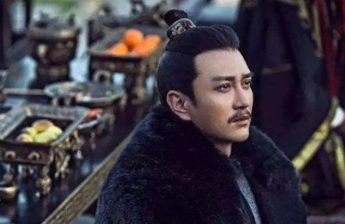 曹操为官几年后为什么会选择回乡？原因是什么
