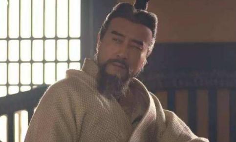 《三国志》解读！“治世之能臣，乱世之奸雄”评价曹操正确吗？
