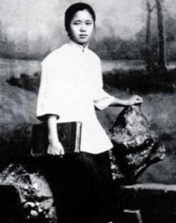 女教授爱上已婚表哥胡适,为他堕胎孤独一生 女教授爱上已婚表哥胡适,为他堕胎孤独一生