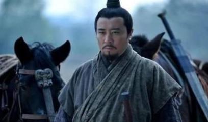 为什么汉献帝听说刘备自立为帝会哈哈大笑 大笑的原因是什么