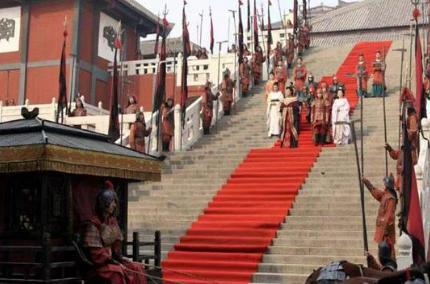 曹操与蔡文姬的爱情故事到底是什么样的 最好的年华遇到那一个你 曹操与蔡文姬的爱情故事到底是什么样的 最好的年华遇到那一个你