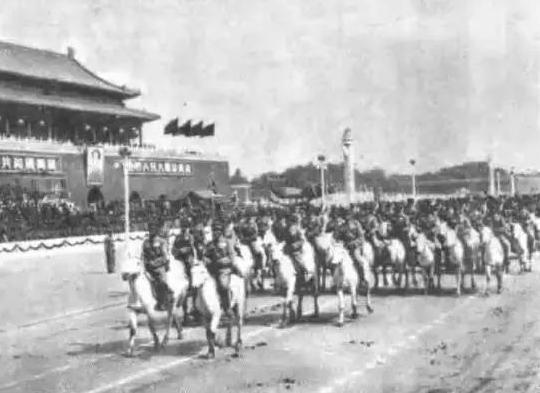 揭秘:大战场上叱咤风云的中国骑兵，如今还存在吗？