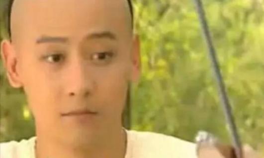 永璇是什么人？一生无缘帝位，痴恋侧福晋