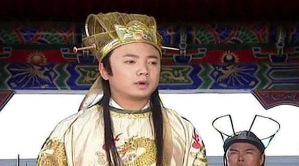 他是皇帝唯一的皇子,在五岁的时候才被承认 他是皇帝唯一的皇子,在五岁的时候才被承认