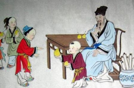 孔融到底是“好人”还是“坏人”？那个让梨的孔融长大后变了！