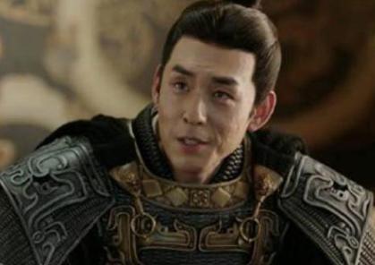 曹操为什么传位给曹丕不给曹植呢? 曹操为什么传位给曹丕不给曹植呢?