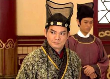 宦官找来一个“傻子”当皇帝,谁知“傻子”不傻登基后创造盛世! 宦官找来一个“傻子”当皇帝,谁知“傻子”不傻登基后创造盛世!