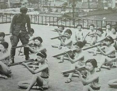 硫磺岛战役和冲绳岛战役相比 哪一个战役是美军最害怕的战役 硫磺岛战役和冲绳岛战役相比 哪一个战役是美军最害怕的战役