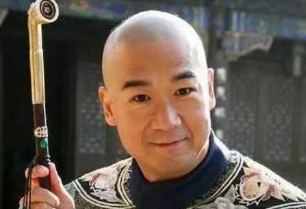 和珅的敌人实力如何 竟然能打压他30年之久 和珅的敌人实力如何 竟然能打压他30年之久