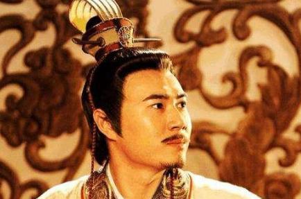 唐玄宗命令向太子下跪，安禄山说了什么？