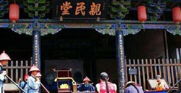 古代被灭九族时,罪犯亲人为什么都不逃跑?不是不逃而是逃不掉 古代被灭九族时,罪犯亲人为什么都不逃跑?不是不逃而是逃不掉