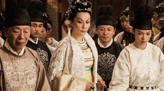 武则天生性毒辣，为什么唯独对狄仁杰不一样？