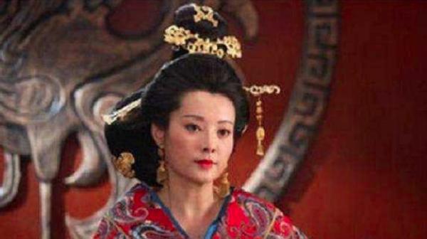 太后儿子不争气，想依靠侄子却被他夺走了天下