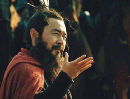 曹操收编了30万黄巾军后，与袁绍交战时不用？