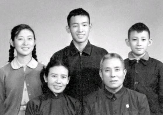 他是鲁迅的蓝颜知己，人称江浙神童