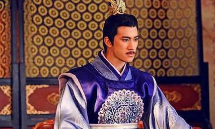 孩子犯错，唐高宗李治让其父亲带回家教育，父亲回去之后做了什么？