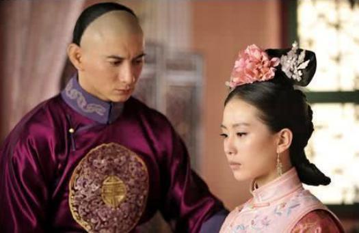 和妃辉发那拉氏：生下皇长子，却被皇帝无情踢死