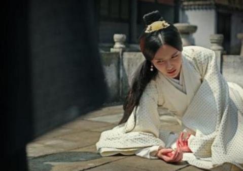 文昭甄皇后两次嫁人为妻，她的生平如何？