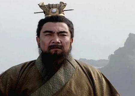 荀彧一心向汉有没有道理呢 为何荀彧不选择投奔刘备呢 荀彧一心向汉有没有道理呢 为何荀彧不选择投奔刘备呢