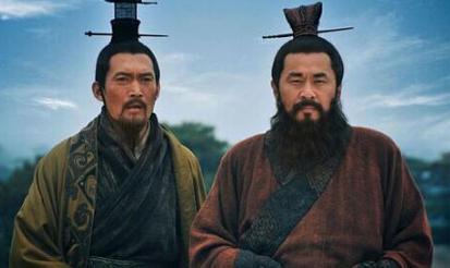 荀彧是怎么死的?为何荀彧见到曹操的盒子就服毒了? 荀彧是怎么死的?为何荀彧见到曹操的盒子就服毒了?