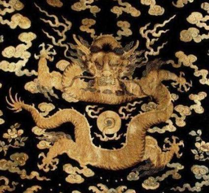 “龙袍干尸”身份至今成疑,身穿清朝官服,后终于知道原来是清朝康熙年间的中宪大夫黄拙吾 “龙袍干尸”身份至今成疑,身穿清朝官服,后终于知道原来是清朝康熙年间的中宪大夫黄拙吾