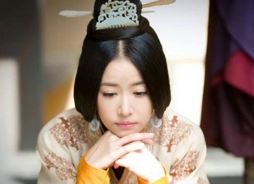 阴丽华:新婚三月丈夫被派去打仗,2年后丈夫已成新皇 阴丽华:新婚三月丈夫被派去打仗,2年后丈夫已成新皇