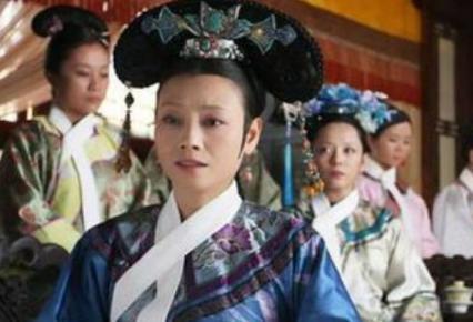 清朝的万琉哈氏娘娘用自己一生与世无争的态度赢得了两代皇帝的尊敬