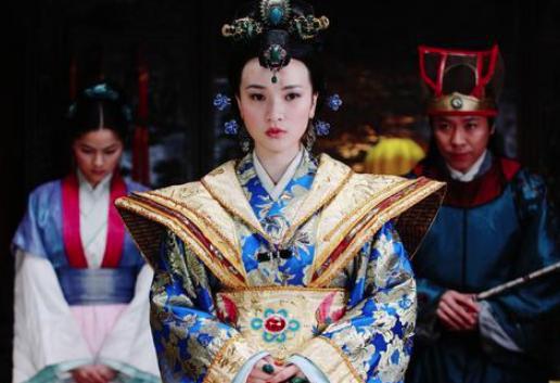 皇帝临死前要立郑贵妃为皇后，群臣却不乐意了