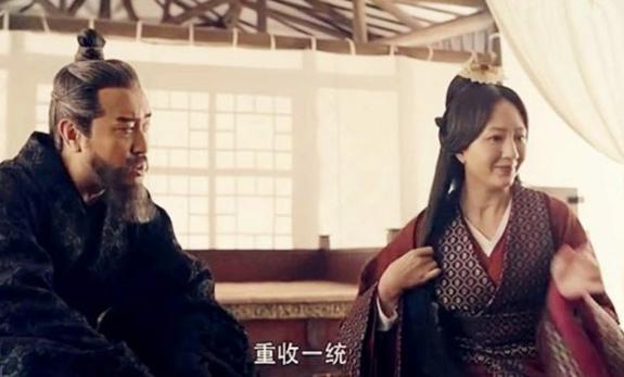 曹操的妃子卞氏是卖艺之人,，她怎么认识曹操的？