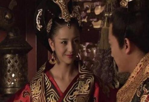 同样歌姬出身的她们都登上了后位，她们有什么不同之处？